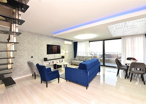 2+1 penthouse with stunning views in Kargicak area