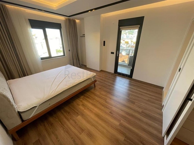 Luxury 3+1 apartment with a separate kitchen in the central part of Alanya