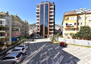 Luxury 3+1 apartment with a separate kitchen in the central part of Alanya