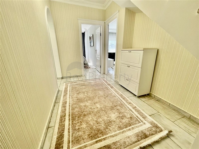 4+1 penthouse in Oba district