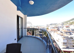 2+1 apartment for sale in the center of Alanya