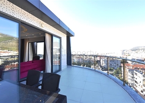 2+1 apartment for sale in the center of Alanya