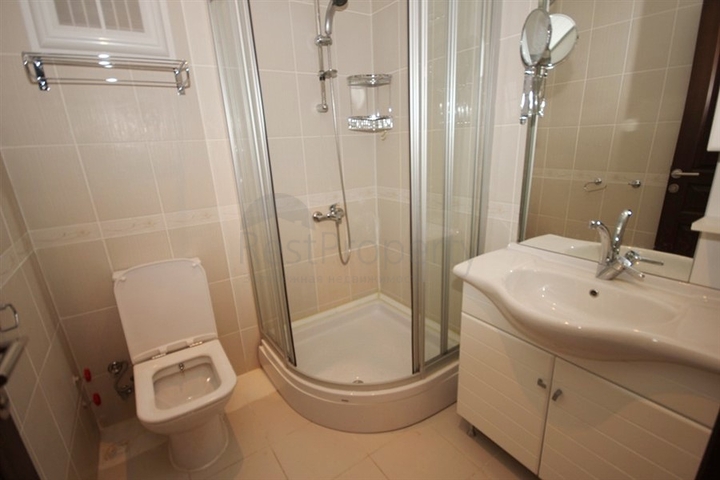 2+1 Apartment with sea view in Mahmutlar