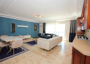 2+1 Apartment with sea view in Mahmutlar