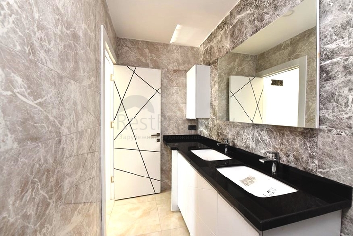 2+1 penthouse with sea view on Cleopatra