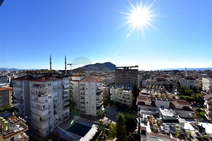 2+1 penthouse with sea view on Cleopatra