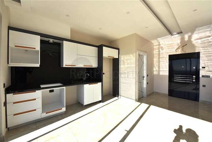 2+1 penthouse with sea view on Cleopatra