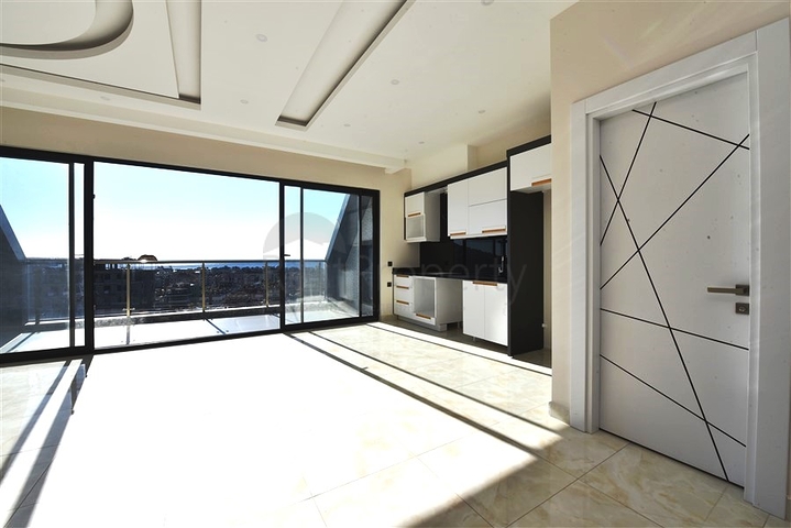 2+1 penthouse with sea view on Cleopatra