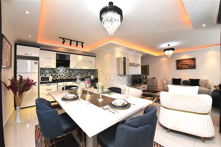 2+1 penthouse on Cleopatra