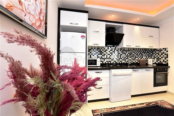 2+1 penthouse on Cleopatra