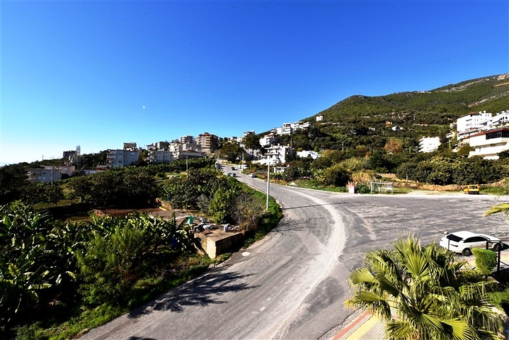 2+1 penthouse on Cleopatra