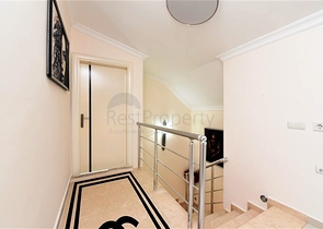 2+1 penthouse on Cleopatra