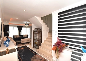 2+1 penthouse on Cleopatra