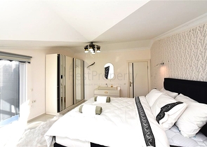 2+1 penthouse on Cleopatra