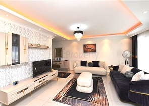 2+1 penthouse on Cleopatra