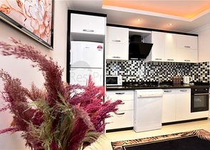 2+1 penthouse on Cleopatra