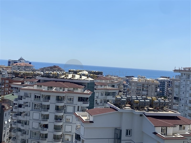 Penthouse with panoramic sea view in Tosmur area