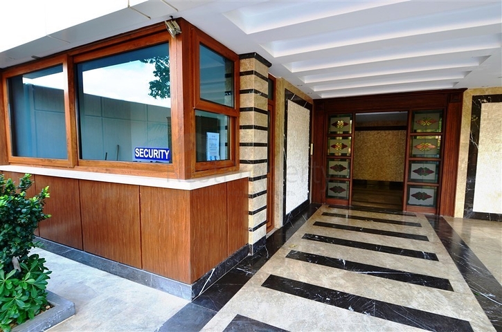 Penthouse with panoramic sea view in Tosmur area