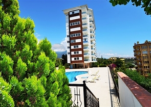 Penthouse with panoramic sea view in Tosmur area