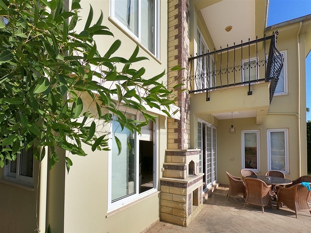 View villa in Kargicak area