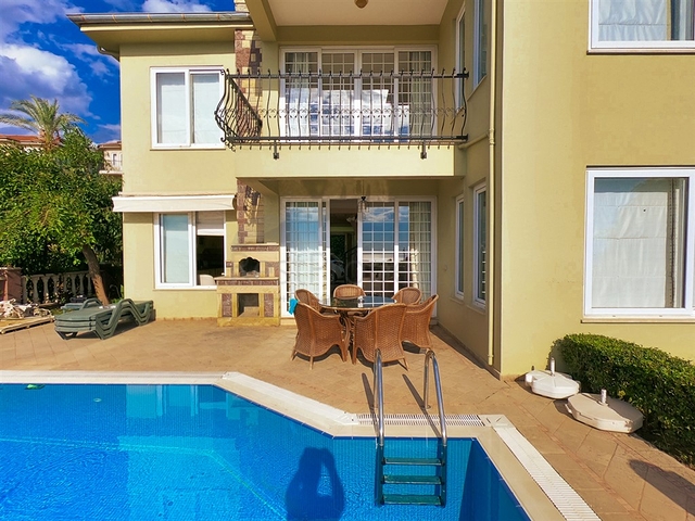 View villa in Kargicak area