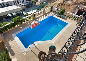 View villa in Kargicak area