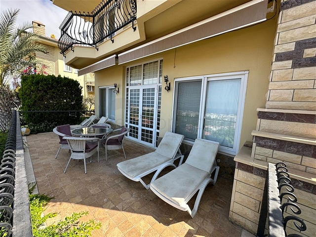 4+1 villa in the elite Kargicak area  4+1 villa in the elite Kargicak area