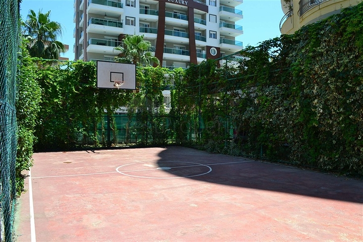 Spacious 2+1 apartment in the popular area of Mahmutlar