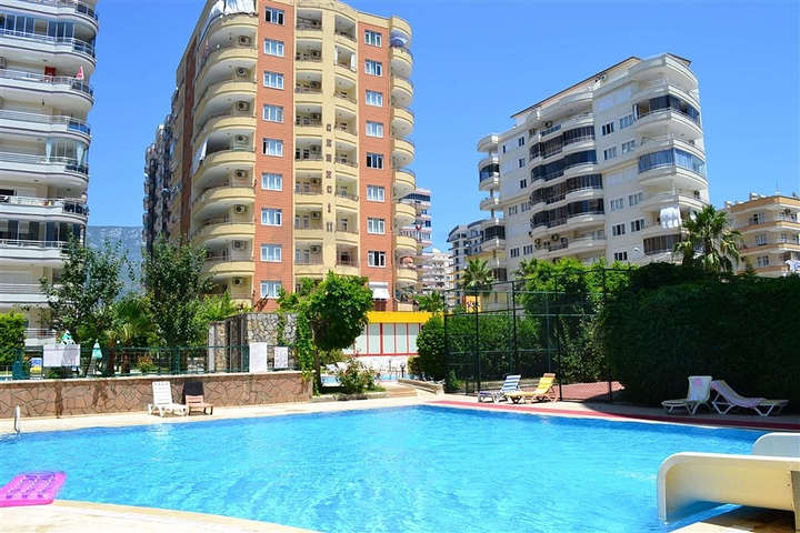 Spacious 2+1 apartment in the popular area of Mahmutlar