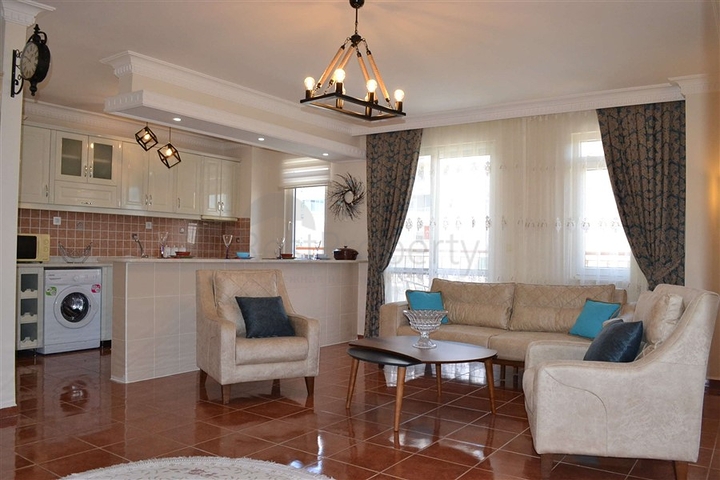 Spacious 2+1 apartment in the popular area of Mahmutlar