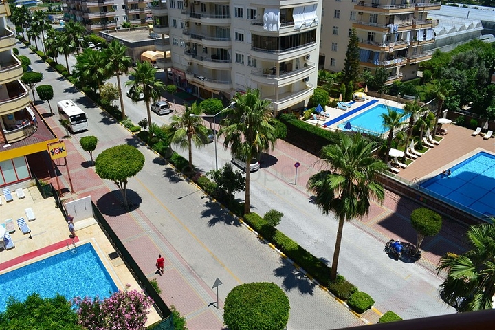 Spacious 2+1 apartment in the popular area of Mahmutlar