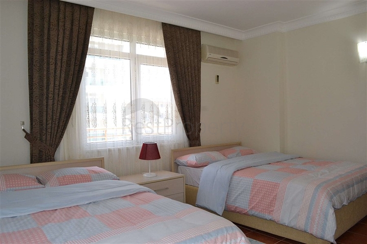 Spacious 2+1 apartment in the popular area of Mahmutlar