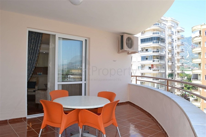 Spacious 2+1 apartment in the popular area of Mahmutlar