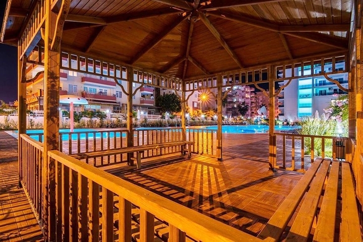 Ready-to-live 1+1 apartment with stunning sea views