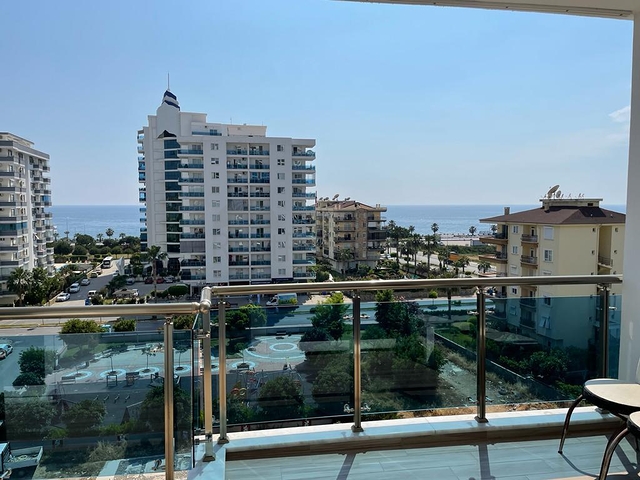 Ready-to-live 1+1 apartment with stunning sea views