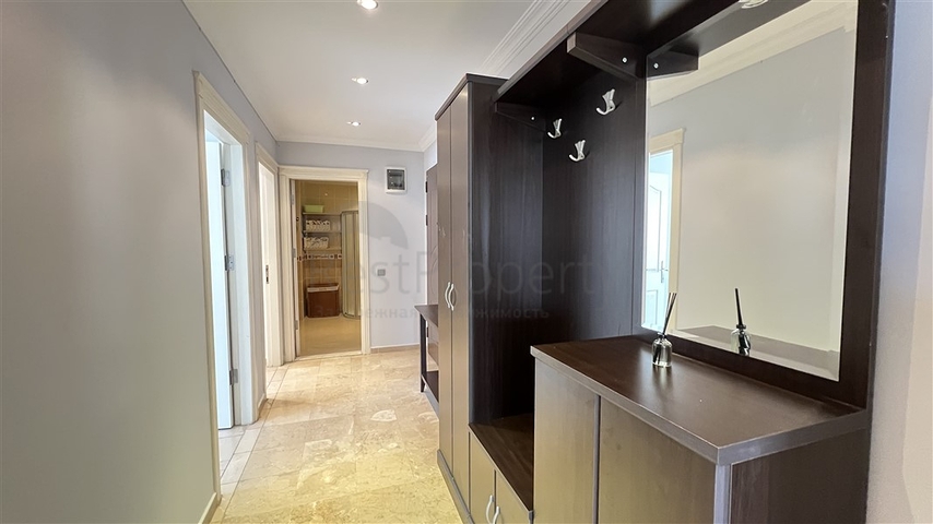 Apartment with sea view in Tosmur area