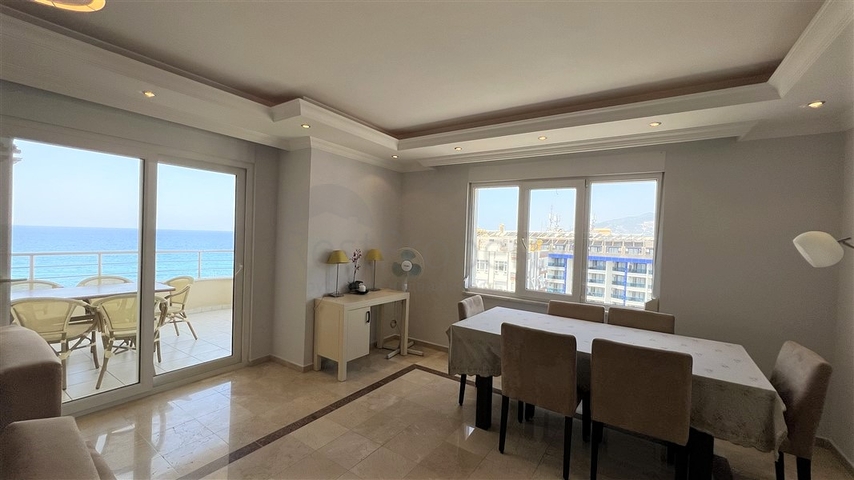 Apartment with sea view in Tosmur area