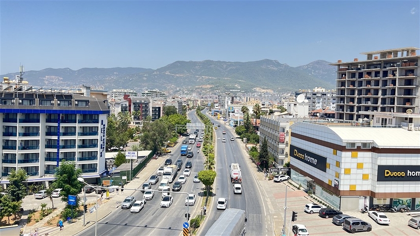 Apartment with sea view in Tosmur area