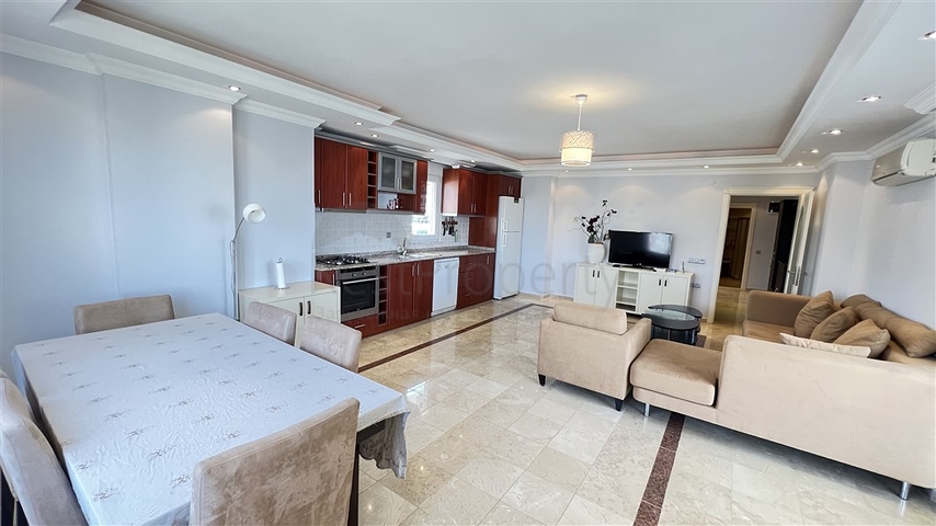 Apartment with sea view in Tosmur area