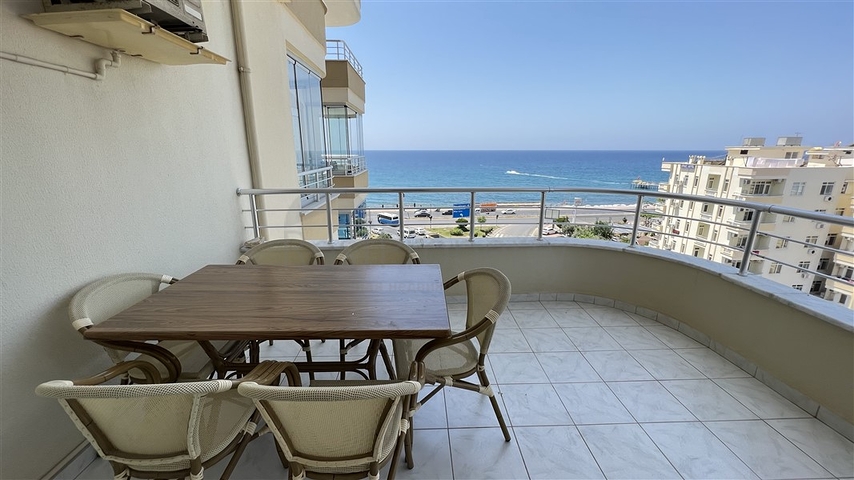 Apartment with sea view in Tosmur area