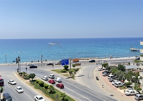 Apartment with sea view in Tosmur area
