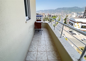 Apartment with sea view in Tosmur area
