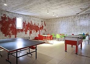 4+1 penthouse with designer renovation and stunning sea views