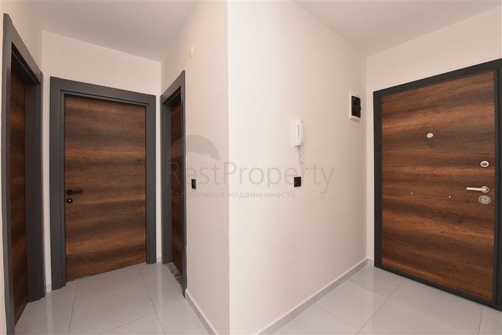 A 2+1 apartment in a residence with a hotel management system