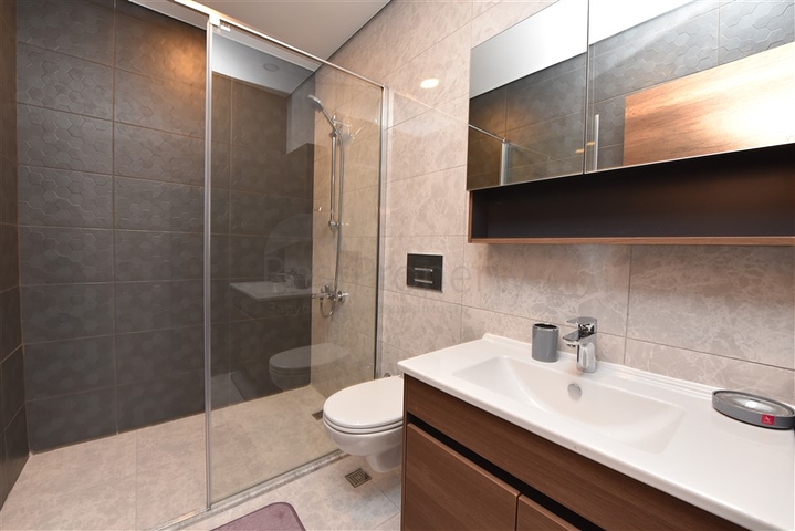 A 2+1 apartment in a residence with a hotel management system