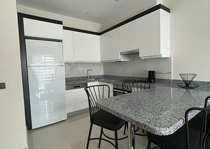 1+1 apartment in Kargicak area 200m from the sea