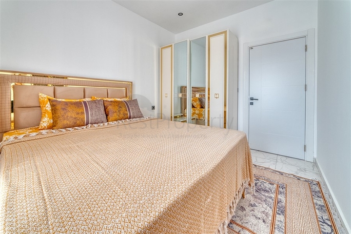 1+1 apartment in Oba district