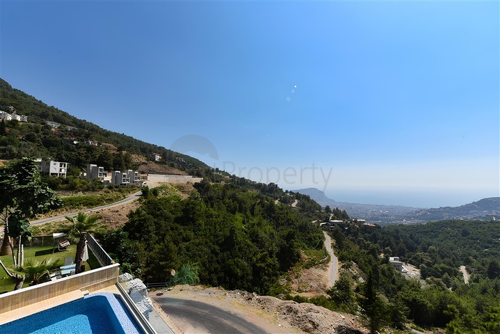 Furnished 3+2 villa in Bektash area