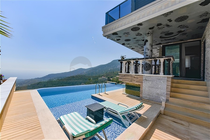 Furnished 3+2 villa in Bektash area