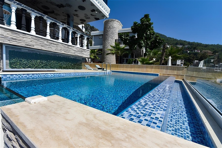 Furnished 3+2 villa in Bektash area